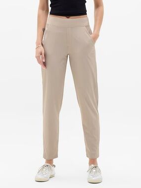 Athleta Brooklyn Ankle Pant Womens 10 tapered Performance Athleisure Minimalist